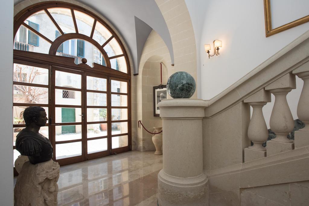 Palazzo Scarciglia - Dimora D'Epoca Bed & Breakfast Minervino di Lecce Exterior photo