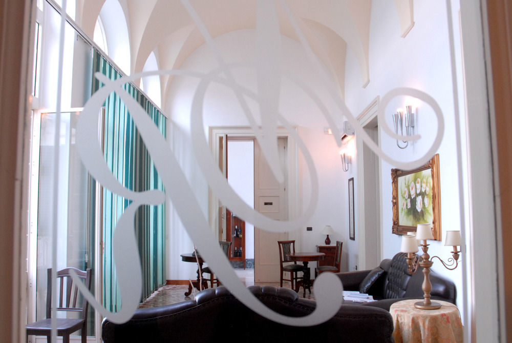 Palazzo Scarciglia - Dimora D'Epoca Bed & Breakfast Minervino di Lecce Exterior photo